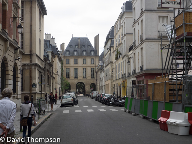 %_tempFileName2014-08-28_01_Walking_Tour_Marais-8281690%