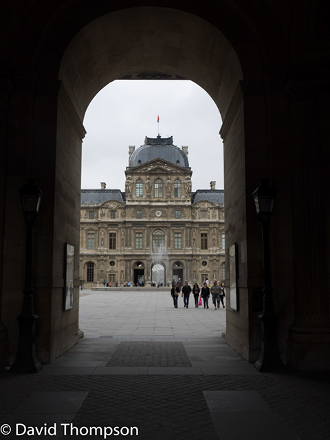 %_tempFileName2014-08-29_05_Louvre-8291724%