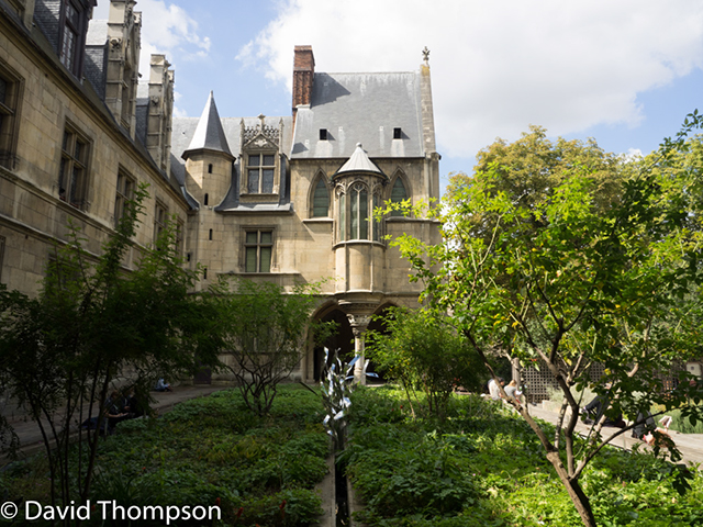 %_tempFileName2014-09-01_01_Left_Bank-9011887%