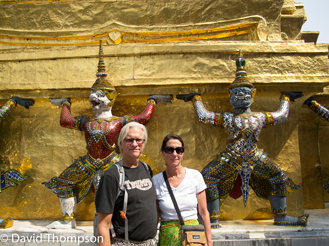 %_tempFileName2014-01-03_02_Bangkok_Grand_Palace-25%