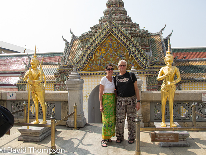 %_tempFileName2014-01-03_02_Bangkok_Grand_Palace-9%