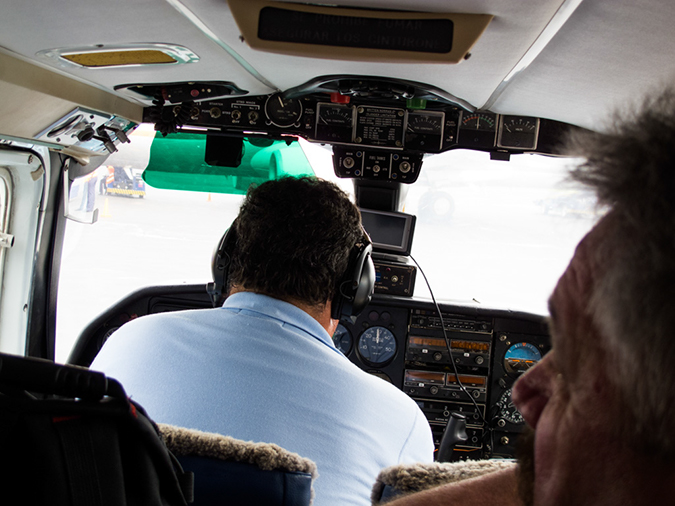 %_tempFileName2014-02-08_01_Arriving_in_Utila_Honduras-3%