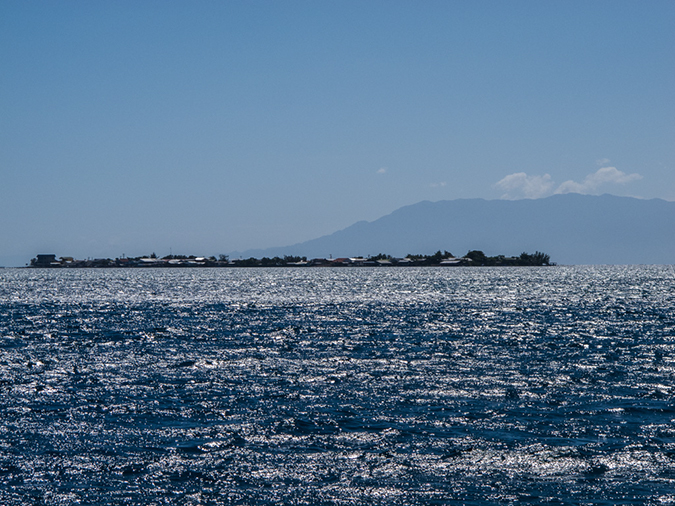 %_tempFileName2014-02-11_02_Utila_Deep_Blue_Dive_Boat-5%