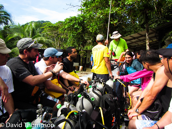 %_tempFileName2015-10-28_03__Cocos_Island_Walk-0711%