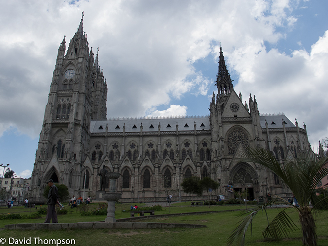 %_tempFileName2013-11-06_01_Quito_Old_Town-15%