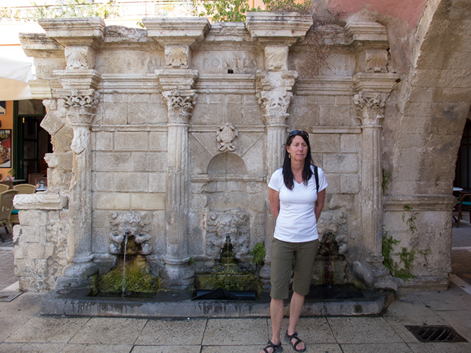 %_tempFileName2013-10-10_1_Crete_Rethmnos-4%