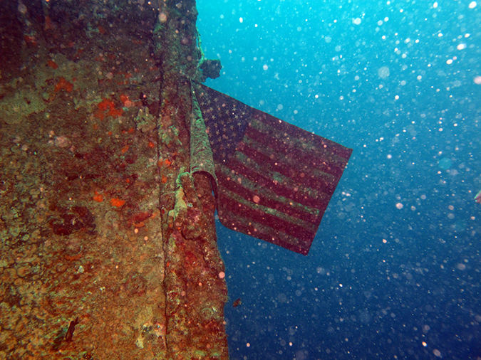 2011-10-06 - American Tanker Guam (3)