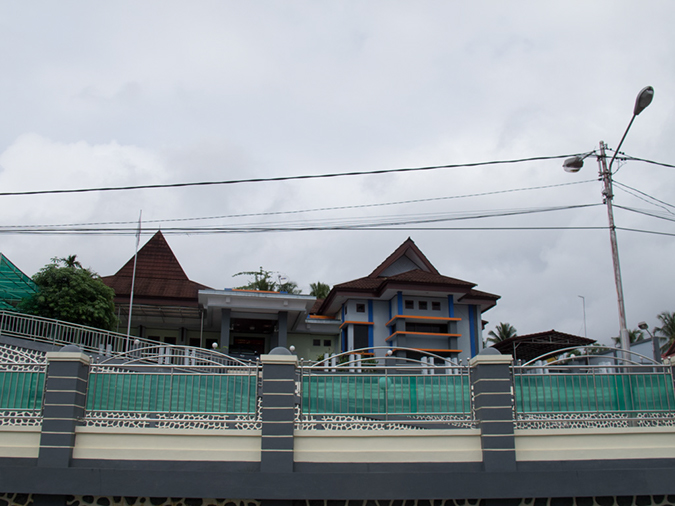 %_tempFileName2013_02-20-Manokwari_Walk_About-19%