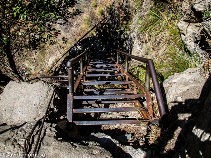 %_tempFileName2013-03-28_Tiger_Leaping_Gorge-49%